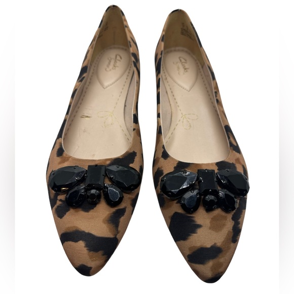 Clarks Leopard Flats - Picture 2 of 4